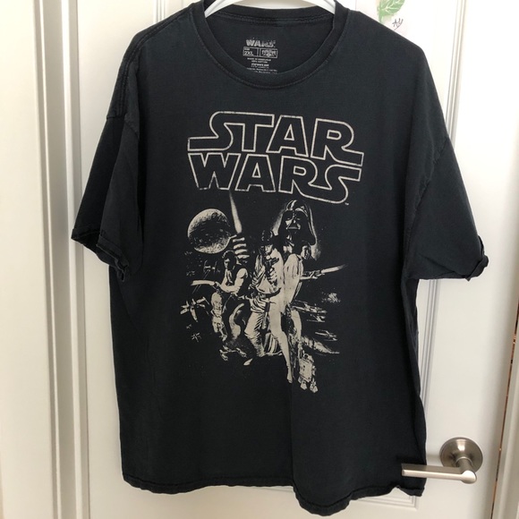 ❤️SOLD❤️ STAR WARS 2XL Men’s Graphic Tee - Picture 2 of 6